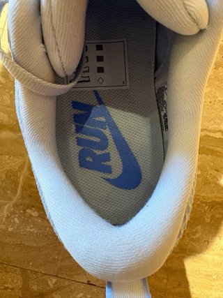 Nike Vomero Plus Mujer - Talla 44 (US 11.5)