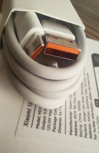 Cargador Xiaomi 120W carga ultra rapida