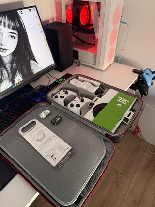 Xbox Series S Blanca + Accesorios