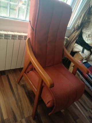 Poltrona vintage confortevole e robusta