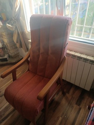 Poltrona vintage confortevole e robusta
