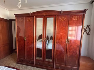 Armario madera maciza 232x202cm
