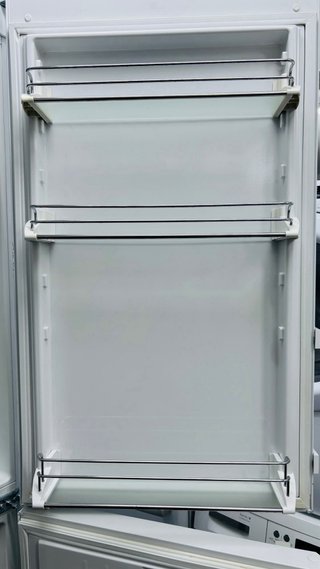 Nevera Liebherr blanca