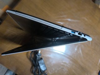 Portátil Toshiba i7, 8 Gb Ram,256 Gb SSD.Seminuevo