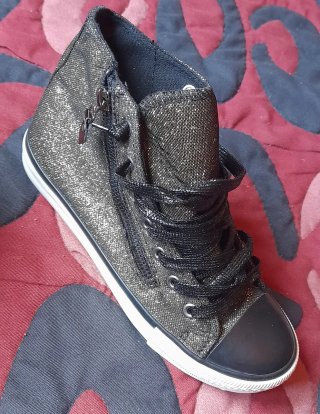Zapatillas altas glitter negro/dorado