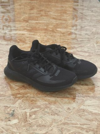 Zapatillas deportivas Adidas negras