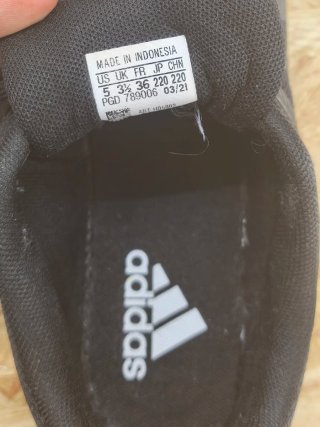 Zapatillas deportivas Adidas negras