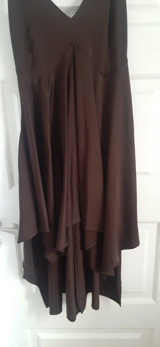 Vestido Zara satinado Marrón