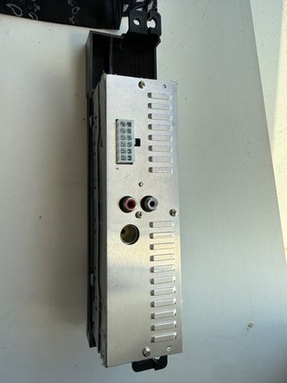 Radio Coche Universal + Soporte BMW E46