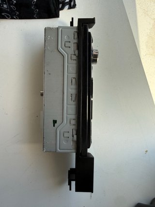 Radio Coche Universal + Soporte BMW E46
