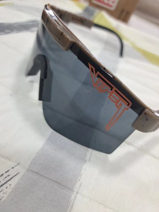 2 Gafas de Sol Pit Viper