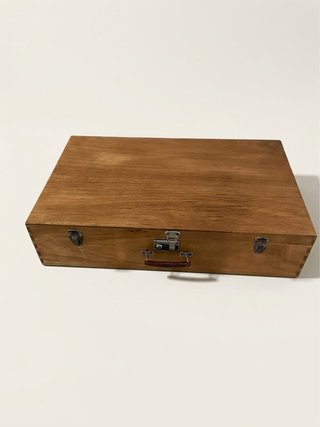 Maleta de madera vintage
