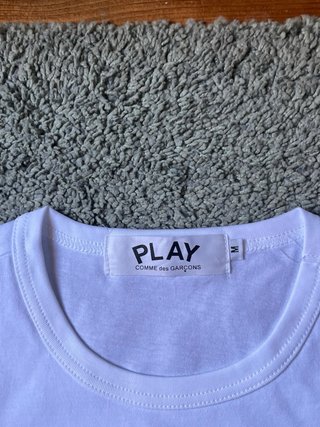 T-shirt PLAY Comme des Garçons Coração Vermelho