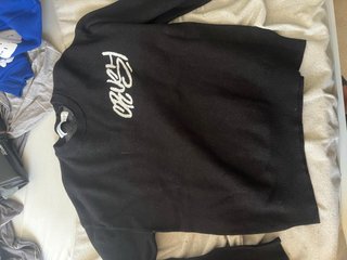 Jersey Negro con Logo Blanco