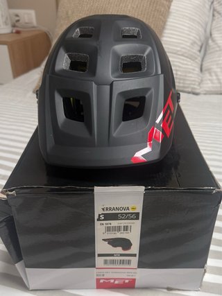 Casco Met Terranova Mips Negro/Rojo