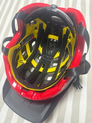Casco Met Terranova Mips Negro/Rojo