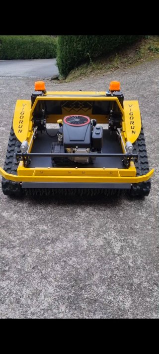 Cortacésped radiocontrol y desbroce de 80 de corte