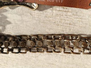 Cinturón Piel y Metal con Piedras