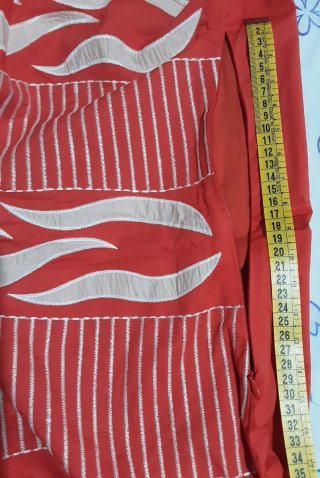 Vestido Anany sin mangas bordado M forro muy nuevo