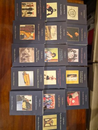 Libri gialli unico autore 16 volumi