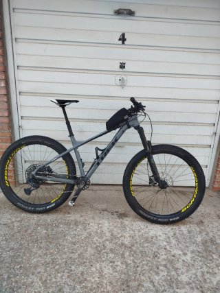 Trek Roscoe 8 M/L 27.5+