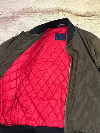 Chaqueta Zara Bomber Verde Oliva