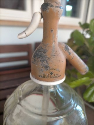 Sifón antiguo  Julián Puig