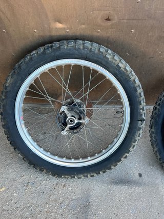 Llantas Akront Tacos Derbi Senda R