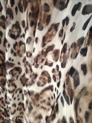 Camicetta Nuna Lie fantasia leopardata luccicante