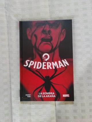 SPIDERMAN: LA SOMBRA DE LA ARAÑA