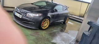 CAMBIO RS POR COCHE AUTOMÁTICO
