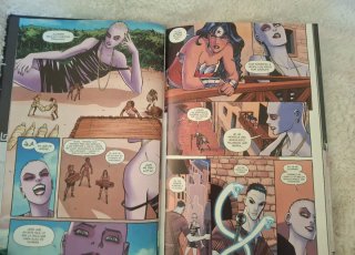 DC Wonder Woman 02. "Arcilla" (Mujer maravilla)