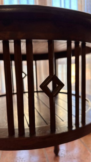 Mesa redonda de madera de teka 76 x71cm