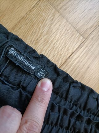 Pantalón ancho Stradivarius negro