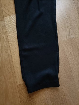 Pantalón ancho Stradivarius negro