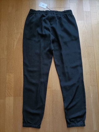 Pantalón ancho Stradivarius negro