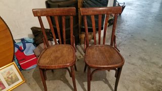Sedie vintage in legno