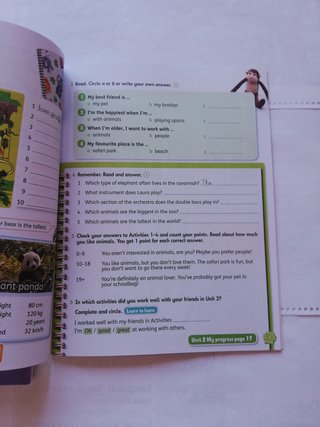 Libro y librito ejercicios ingles 5 pri. All About