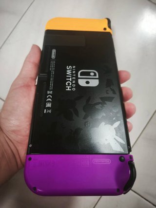Nintendo Switch con giochi e accessori