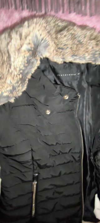 Parka Tintoretto Negra con pelo en el cuello