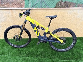 Bicicleta Eléctrica Husqvarna HC5