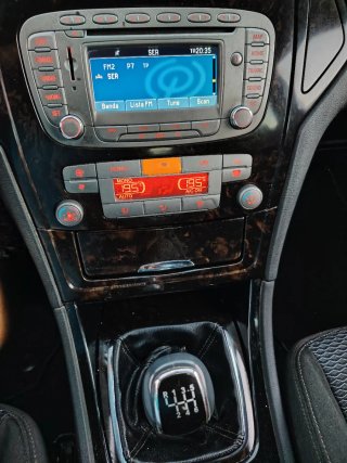Ford Mondeo 2,0 tdci GHIA   140 cv