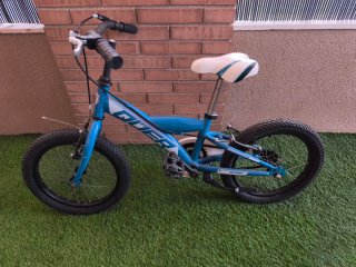 Bicicleta infantil QÜER azul