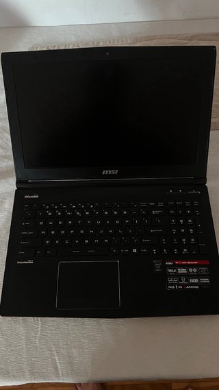 MSI MS-16J1 Portátil Gaming GE62 Apache