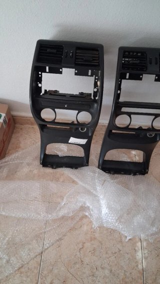 Consolas Centrales Nissan Terrano 2