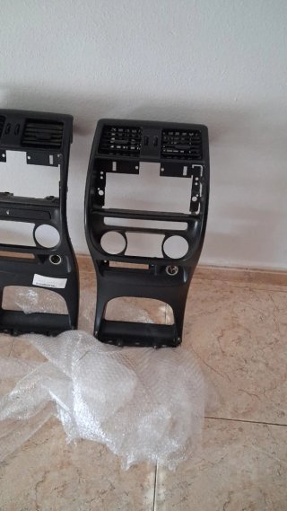 Consolas Centrales Nissan Terrano 2