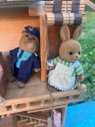 Casa Muñecas Sylvanian Families + 10 Figuras