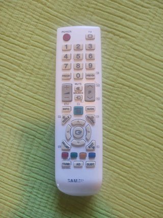 TV Samsung 22 Blanca