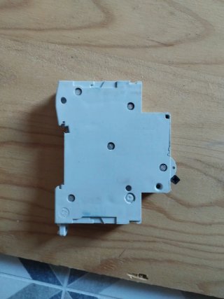 Interruptor Automático Schneider C30N ICP-M 10A