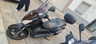 Yamaha XMAX 125